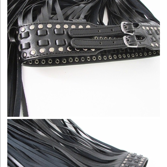 Only 2 left size small - Picture 2 of 5